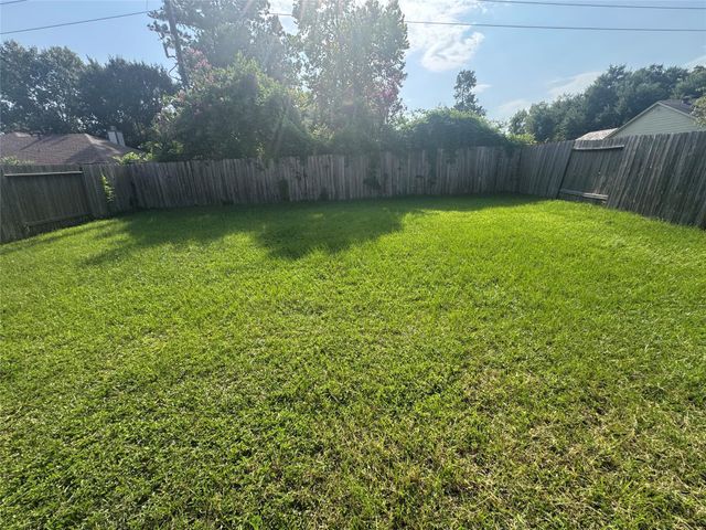 20411 Red Canyon Creek Lane, Houston, TX 77338