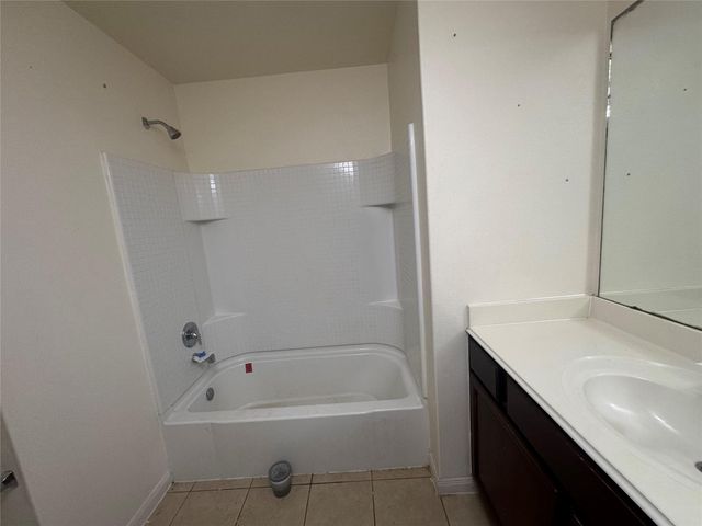 20411 Red Canyon Creek Lane, Houston, TX 77338