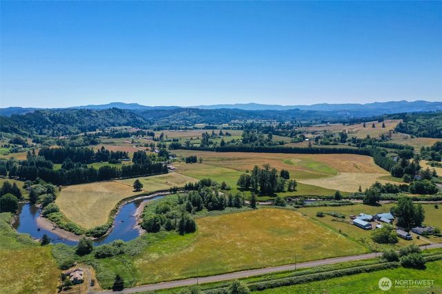 2001 Heckard Road, Raymond, WA 98577