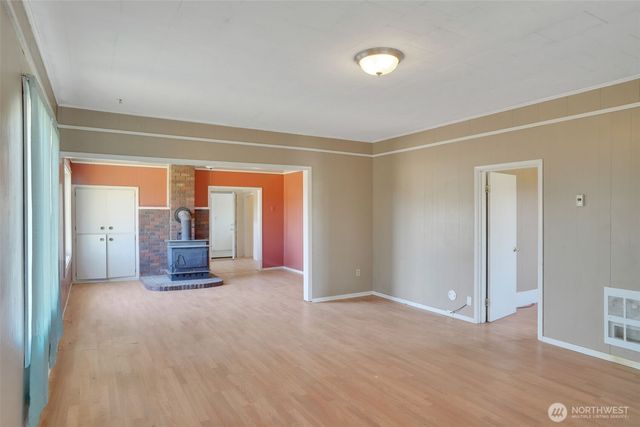 2001 Heckard Road, Raymond, WA 98577