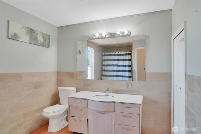 2001 Heckard Road, Raymond, WA 98577