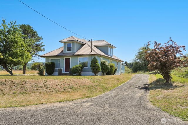 2001 Heckard Road, Raymond, WA 98577