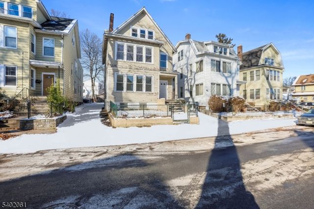 21 N 23Rd St, East Orange City, NJ 07017