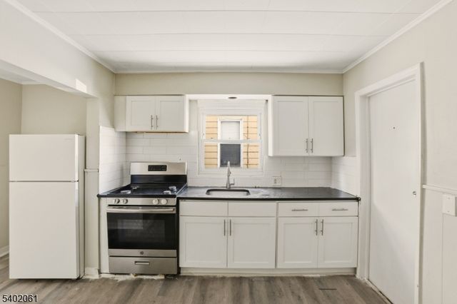 21 N 23Rd St, East Orange City, NJ 07017