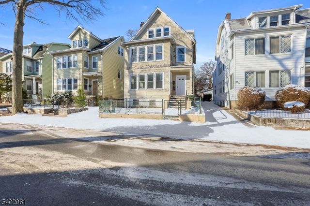 21 N 23Rd St, East Orange City, NJ 07017