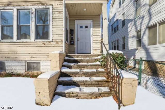 21 N 23Rd St, East Orange City, NJ 07017