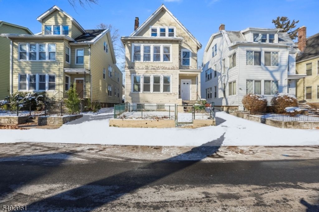 21 N 23Rd St, East Orange City, NJ 07017