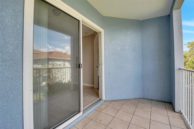 5974 LAKE POINTE VILLAGE CIRCLE 110, Orlando, FL 32822
