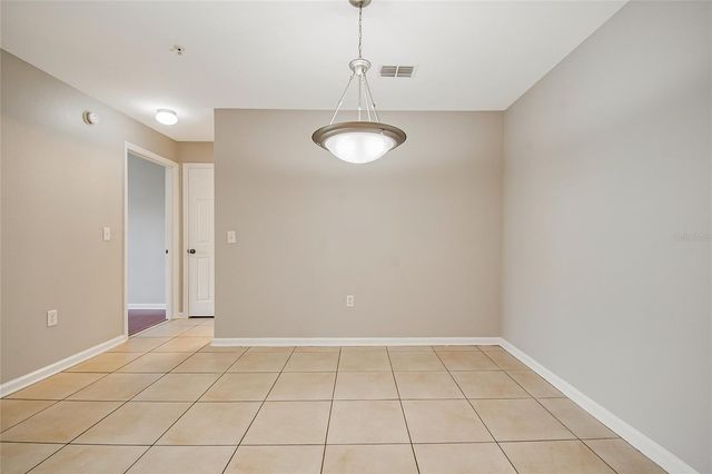 5974 LAKE POINTE VILLAGE CIRCLE 110, Orlando, FL 32822
