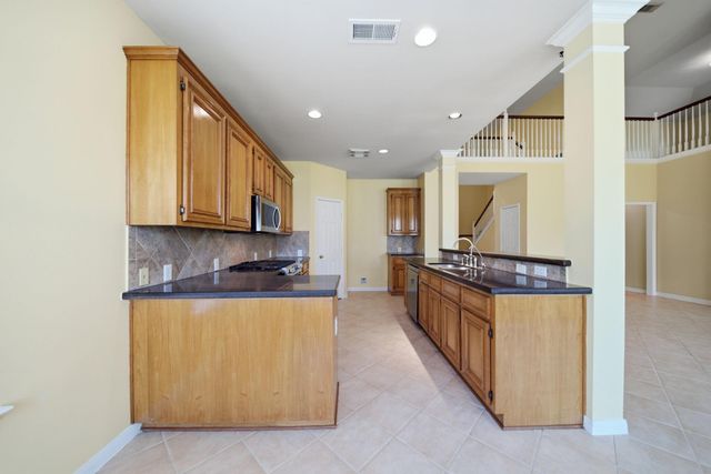 6030 Gablestone Lane, Katy, TX 77450
