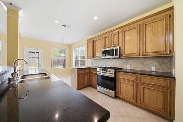 6030 Gablestone Lane, Katy, TX 77450