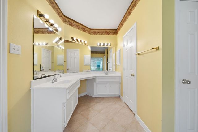 6030 Gablestone Lane, Katy, TX 77450