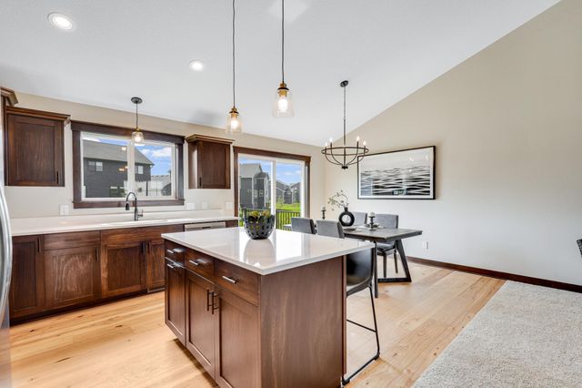 5266 177th Street W, Lakeville, MN 55044