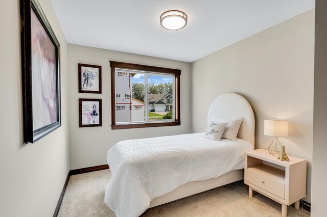 5266 177th Street W, Lakeville, MN 55044