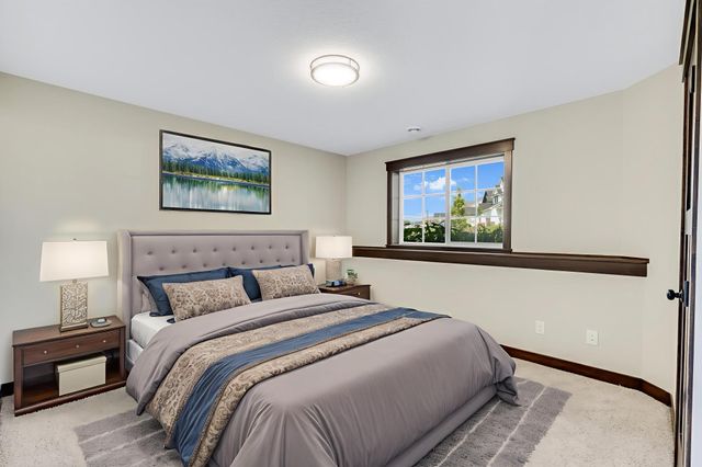 5266 177th Street W, Lakeville, MN 55044