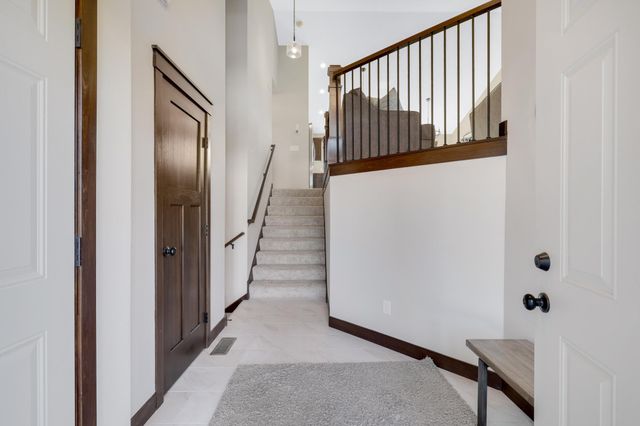 5266 177th Street W, Lakeville, MN 55044