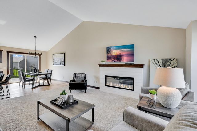 5266 177th Street W, Lakeville, MN 55044