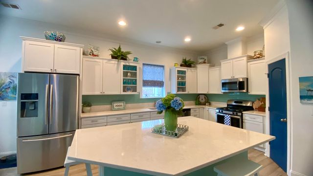 626 Van Buren Drive, Summerville, SC 29486