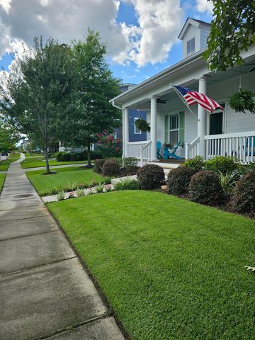 626 Van Buren Drive, Summerville, SC 29486