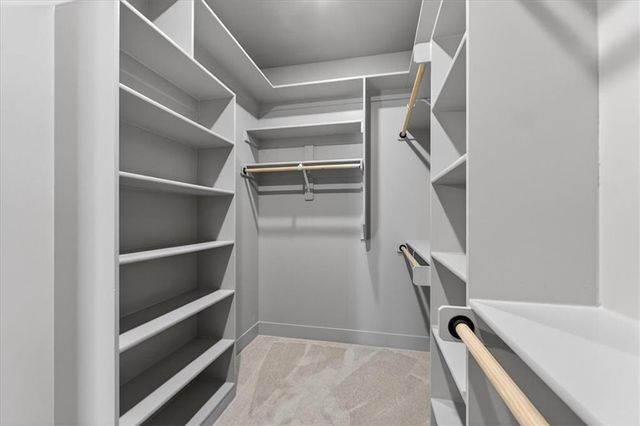 1001 S River View Avenue S, Independence, MO 64056