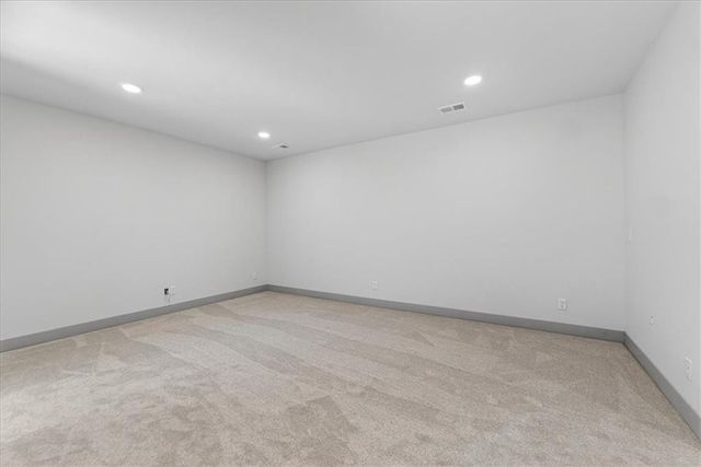 1001 S River View Avenue S, Independence, MO 64056