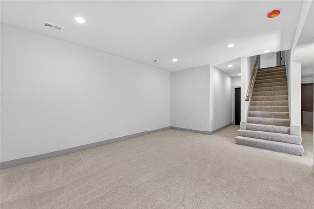 1001 S River View Avenue S, Independence, MO 64056