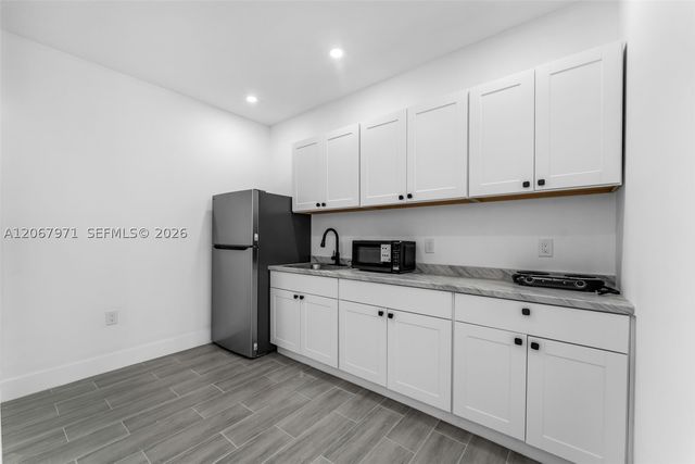 29399 SW 143rd Pl Effic, Homestead, FL 33033