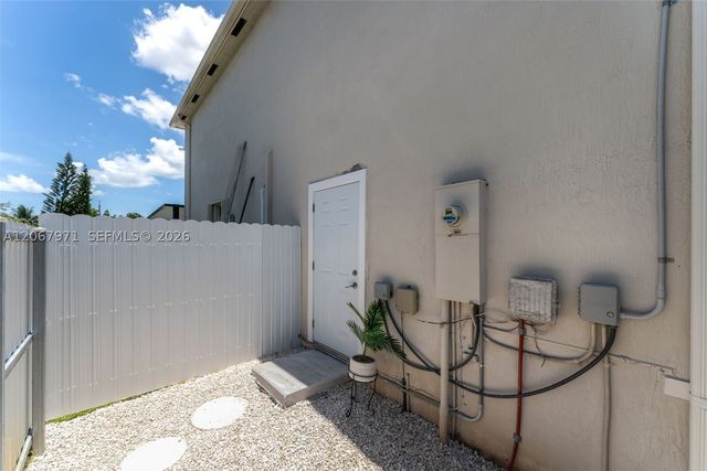 29399 SW 143rd Pl Effic, Homestead, FL 33033