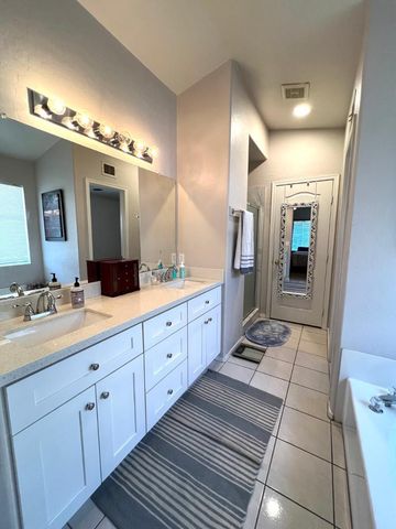 4404 E Bannock Street, Phoenix, AZ 85044