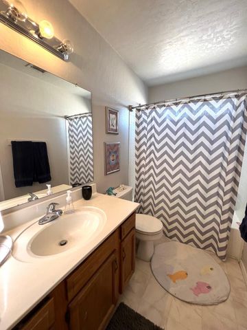 4404 E Bannock Street, Phoenix, AZ 85044