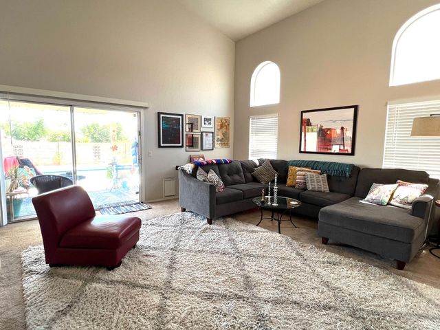 4404 E Bannock Street, Phoenix, AZ 85044