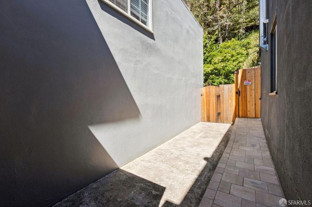 640 Panorama Drive, San Francisco, CA 94131