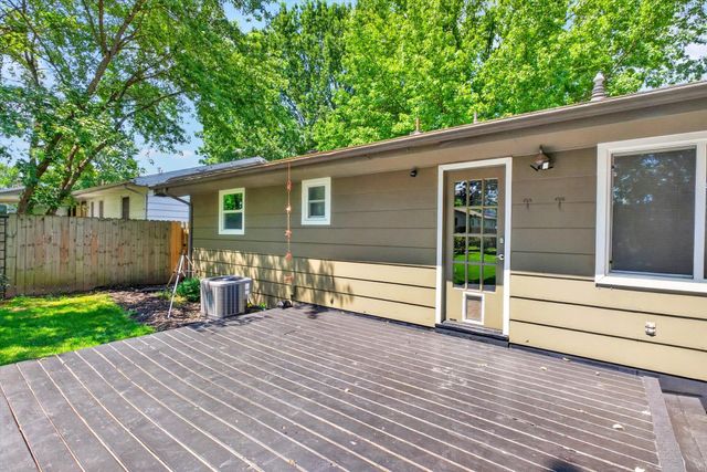 2260 S Barcliff Avenue, Springfield, MO 65804