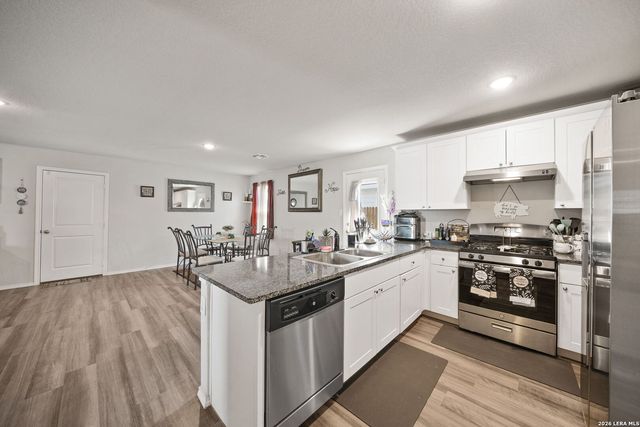 4242 Volcano, San Antonio, TX 78237