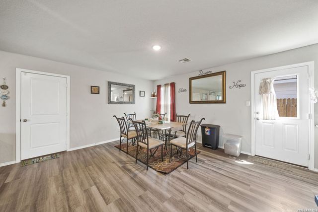 4242 Volcano, San Antonio, TX 78237