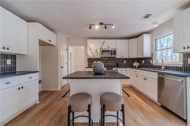 1692 Paces Vale Court, Lawrenceville, GA 30043