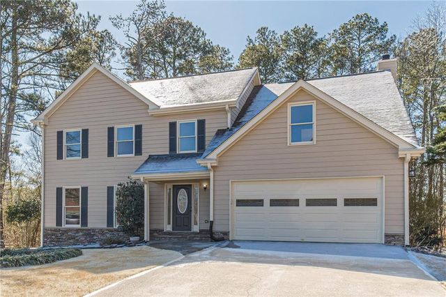 1692 Paces Vale Court, Lawrenceville, GA 30043