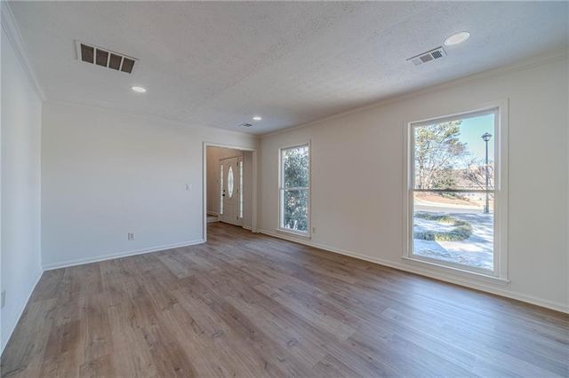 1692 Paces Vale Court, Lawrenceville, GA 30043