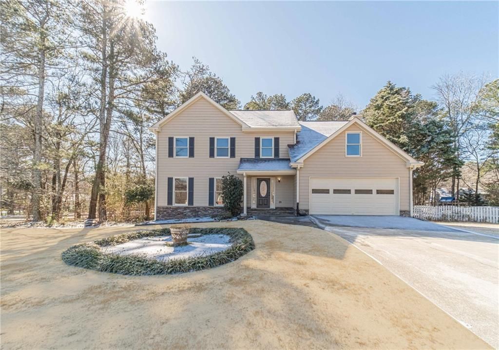 1692 Paces Vale Court, Lawrenceville, GA 30043