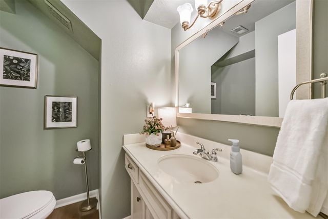7618 Hurst Forest Drive, Humble, TX 77346