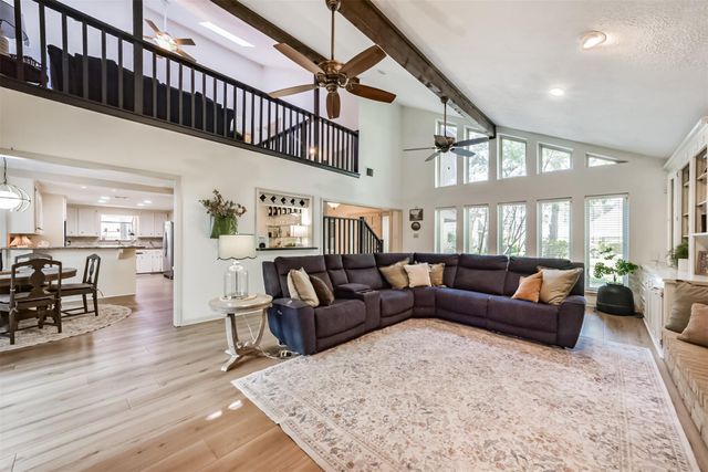 7618 Hurst Forest Drive, Humble, TX 77346