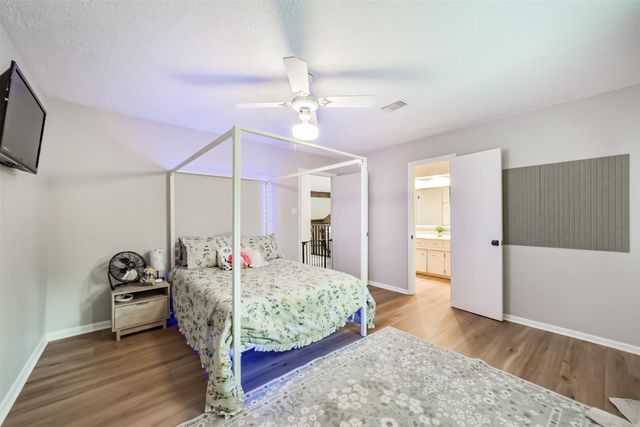 7618 Hurst Forest Drive, Humble, TX 77346