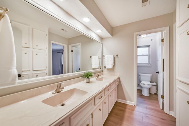 7618 Hurst Forest Drive, Humble, TX 77346