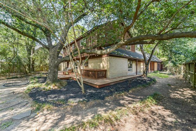 7618 Hurst Forest Drive, Humble, TX 77346