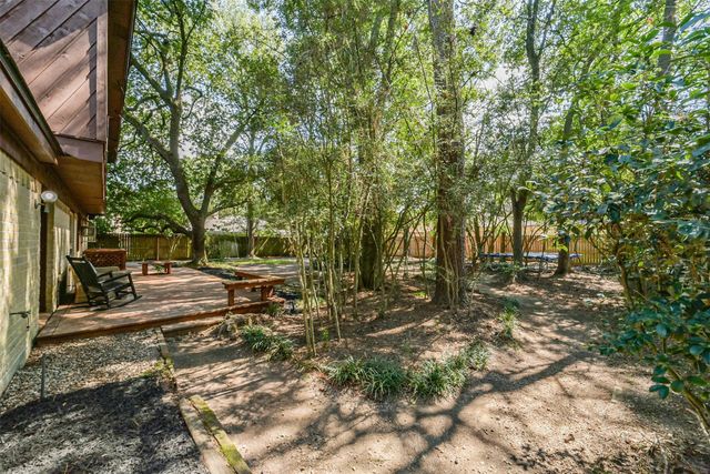 7618 Hurst Forest Drive, Humble, TX 77346