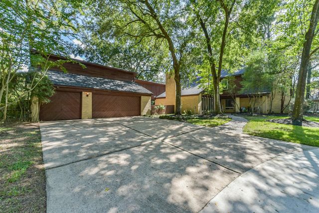 7618 Hurst Forest Drive, Humble, TX 77346