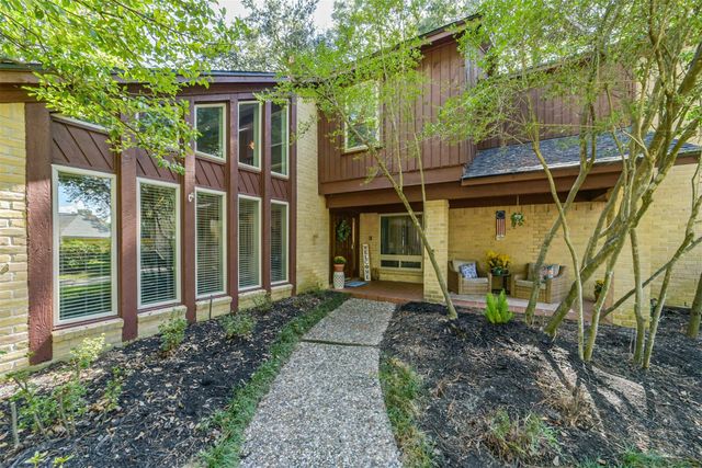 7618 Hurst Forest Drive, Humble, TX 77346