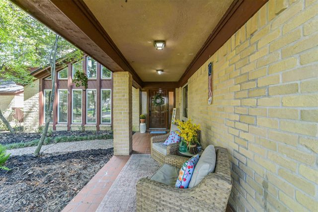 7618 Hurst Forest Drive, Humble, TX 77346