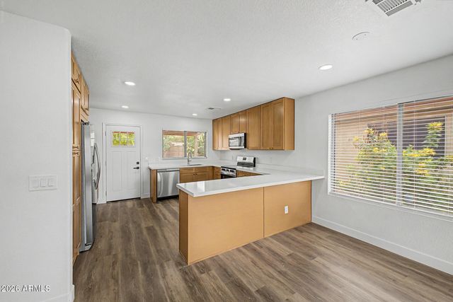 1078 E PIMA Avenue, Apache Junction, AZ 85119