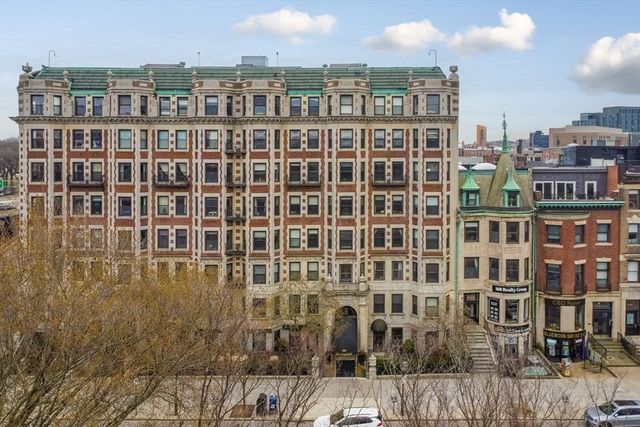 464 Commonwealth 26, Boston, MA 02215